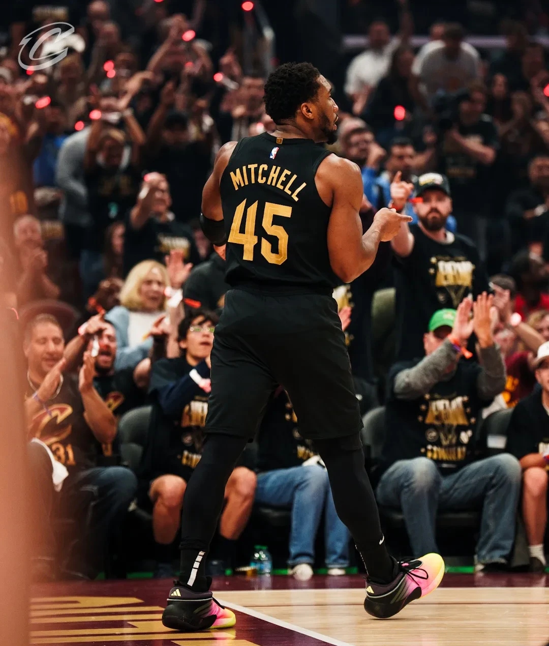 关于今夜NBA常规赛传出新动向，印第安纳步行者更衣室发声，管理层表态——底气十足，球探报告显示潜力的信息-爱游戏下载