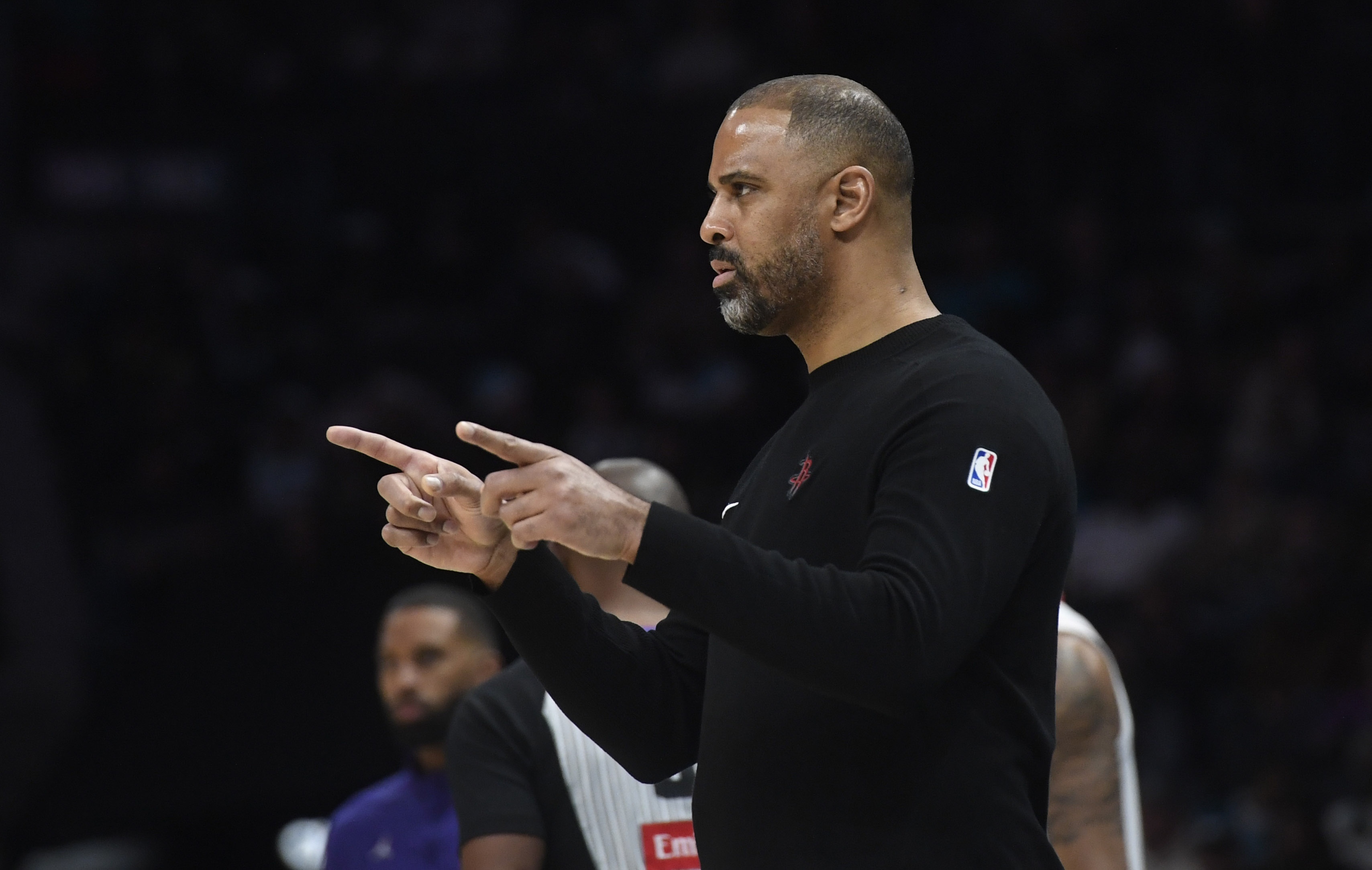 今夜体能课后,明尼苏达森林狼外线爆发备战NBA常规赛,质疑声仍在,赛程密集仍需轮换的简单介绍 今夜体能课后,明尼苏达森林狼外线爆发备战NBA常规赛,质疑声仍在,赛程密集仍需轮换的简单介绍