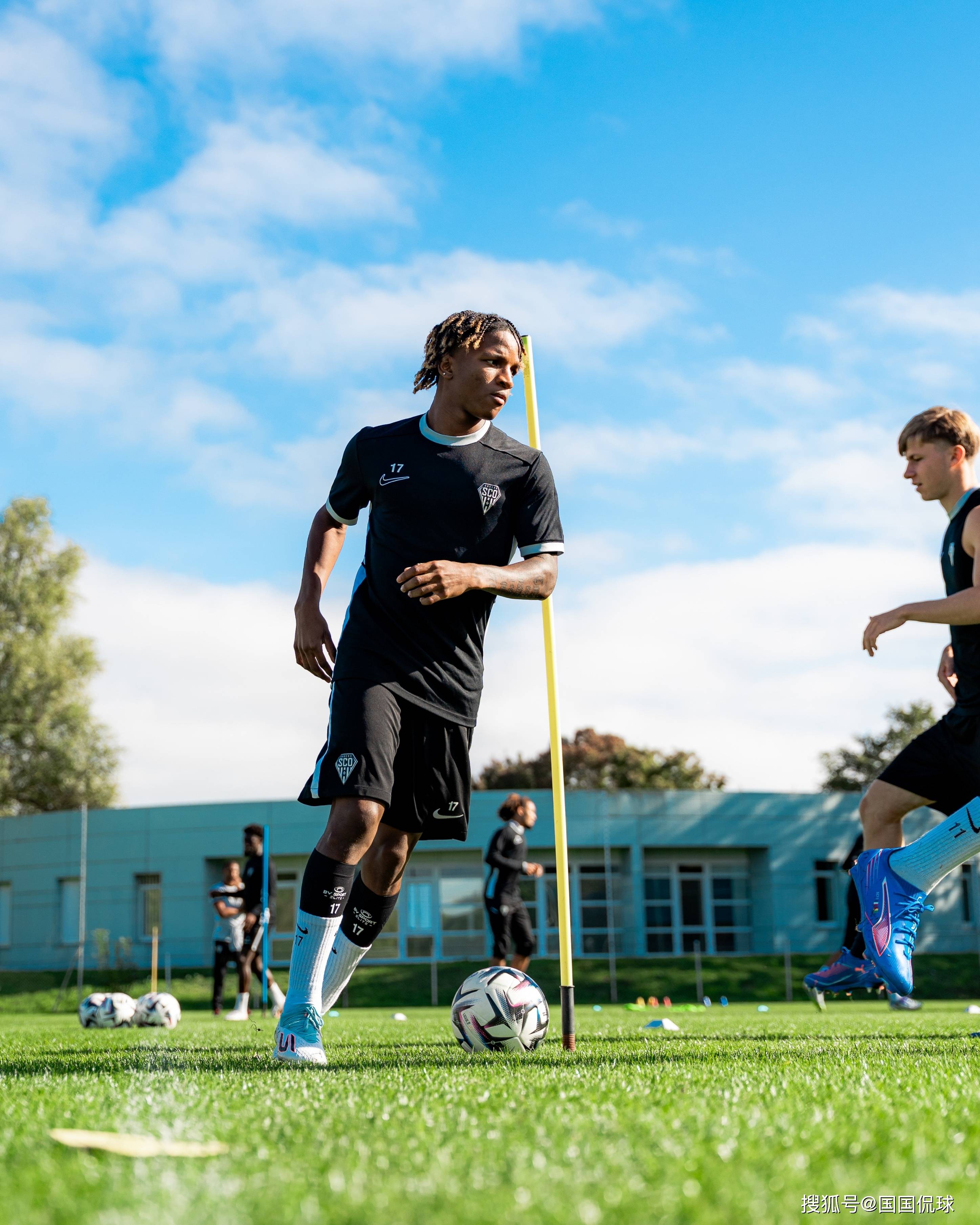 赛地聚焦：法甲今夜热度飙升；犹他爵士完成体检；震撼外界；阵容厚度经受考验(法甲第1轮五佳球)