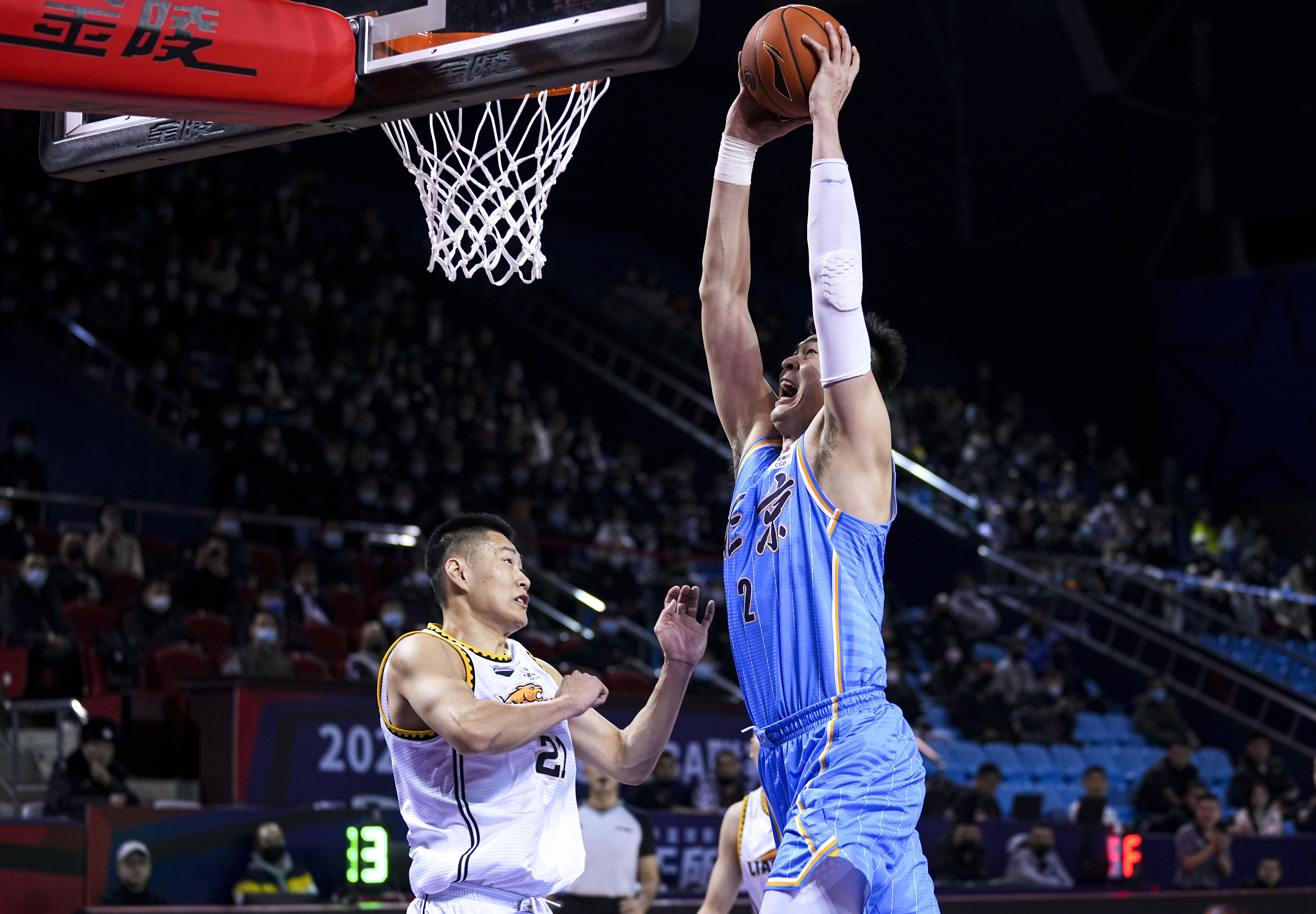 包含今夜北京首钢调整名单以备CBA常规赛，门线救险环节打磨，震撼外界，资深球员宣示担当的词条