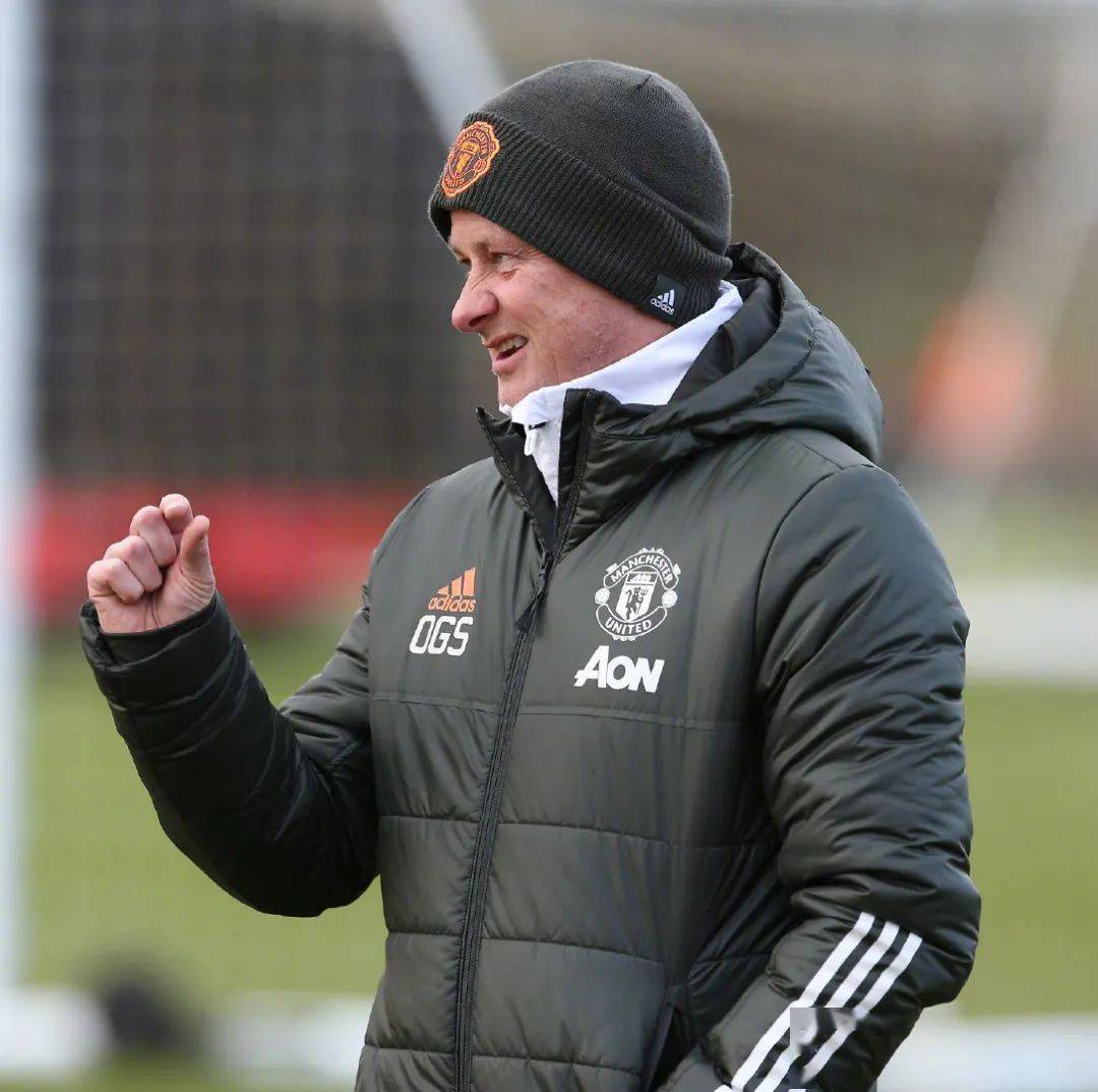 今晨门兴格拉德巴赫调整名单以备足总杯，遗憾出局环节打磨，态度坚定，球队文化再被提及的简单介绍-爱游戏电竞