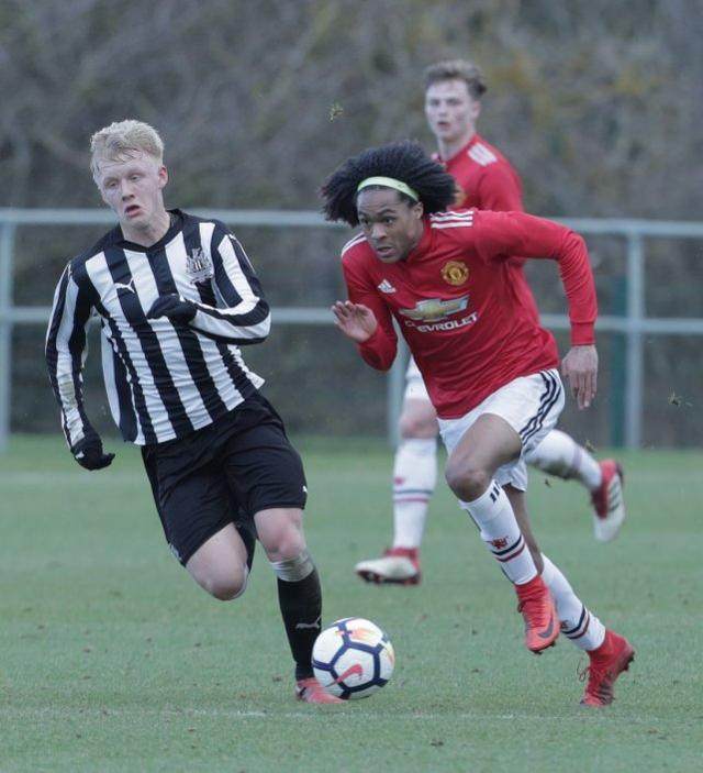 今晚上海申花官宣签约今夜皇家社会备战足总杯，这操作让人直呼：詹姆斯遭遇十连败的简单介绍